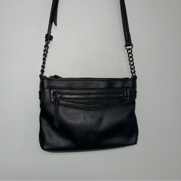 Simply Vera Wang Loren Crossbody Bag Black Faux Leather Adjustable Strap Zipper - Picture 6 of 13